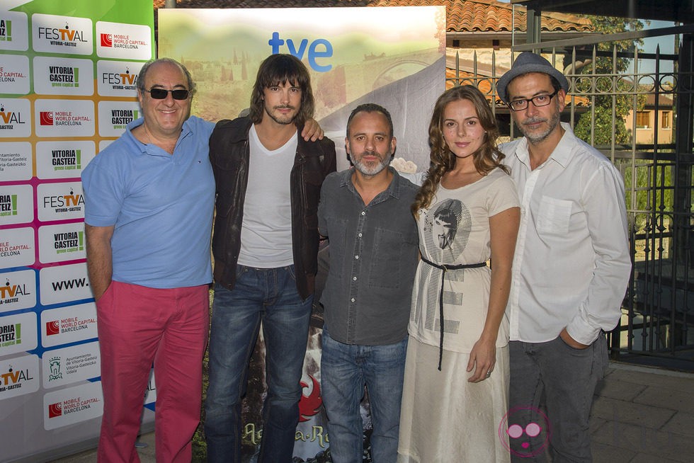 El reparto de 'Águila Roja' presenta los nuevos capítulos en el FesTVal de Vitoria 2013