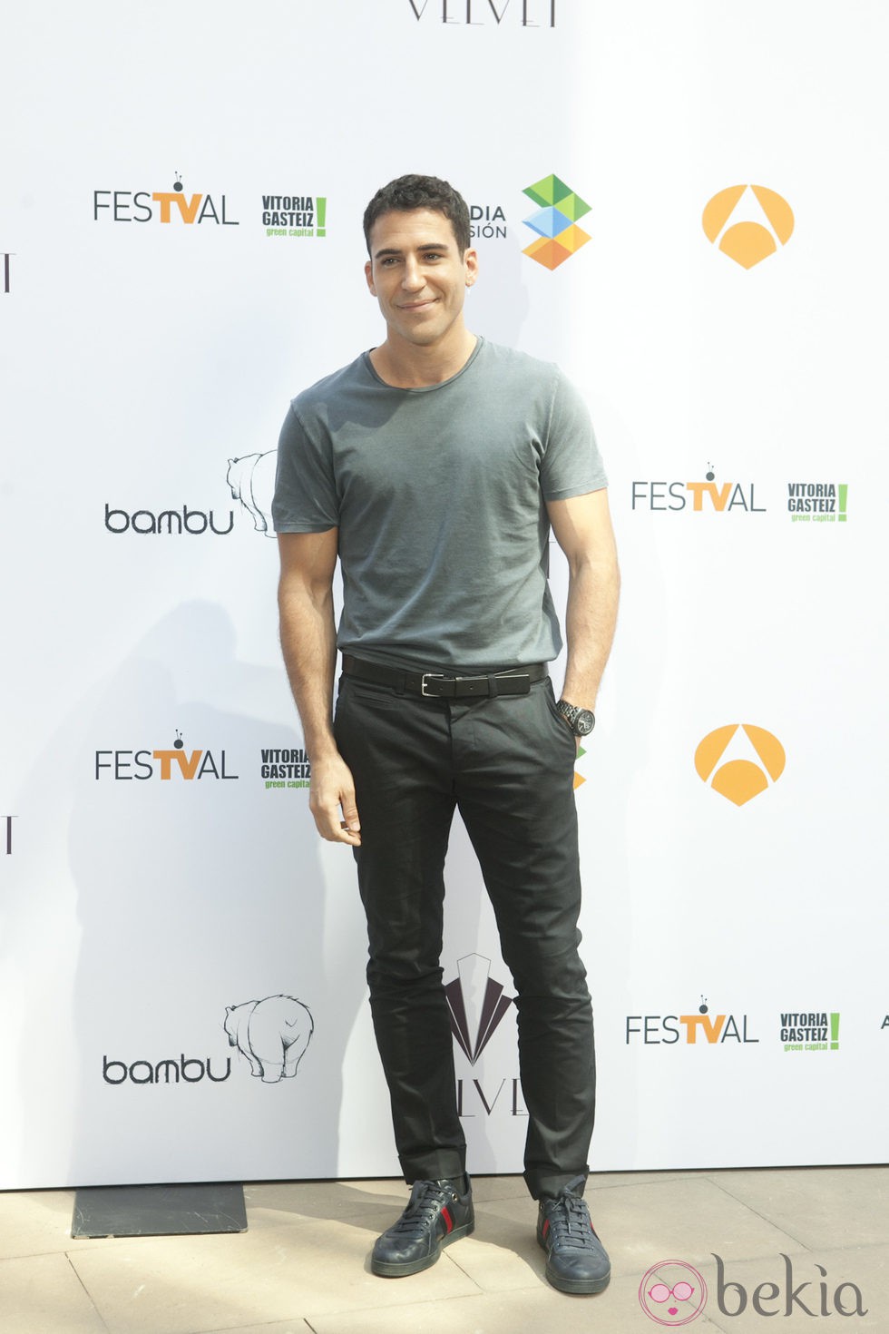 Miguel Ángel Silvestre en la presentación de 'Galerías Velvet' en el FesTVal de Vitoria 2013