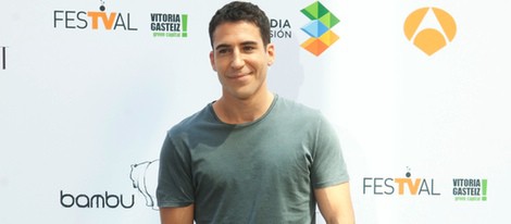 Miguel Ángel Silvestre en la presentación de 'Galerías Velvet' en el FesTVal de Vitoria 2013