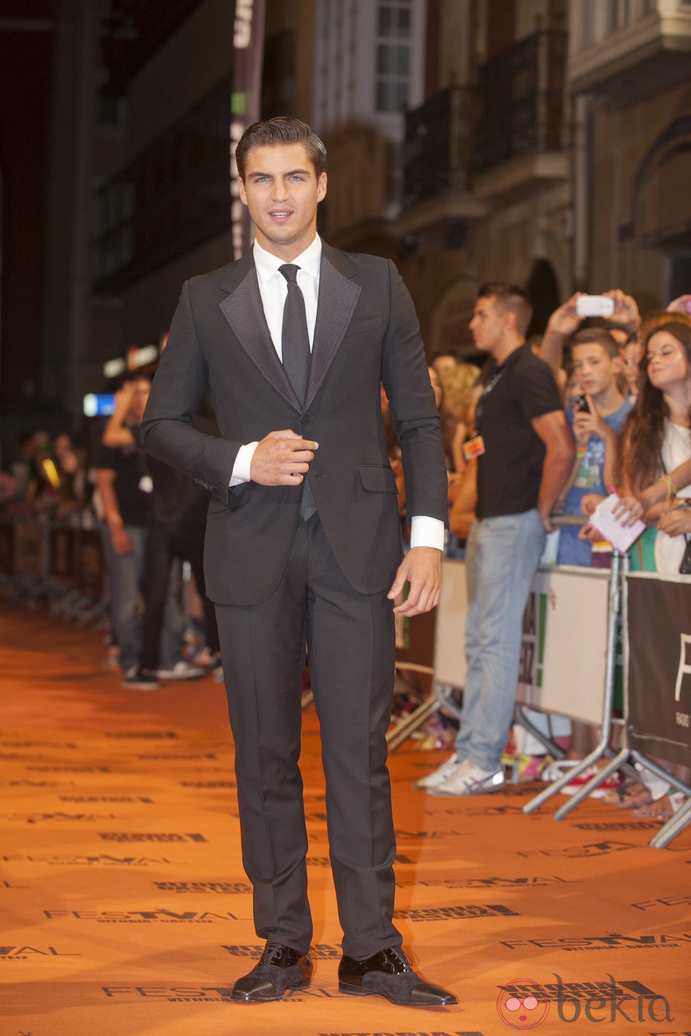 Maxi Iglesias en el estreno de 'Galerías Velvet' en el FesTVal de Vitoria 2013