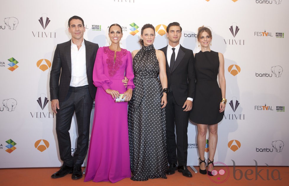 Miguel Ángel Silvestre, Paula Echevarría, Aitana Sánchez Gijón, Maxi Iglesias Iglesias y Manuela Velasco estrenan 'Galerías Velvet' en el FesTVal de Vitori