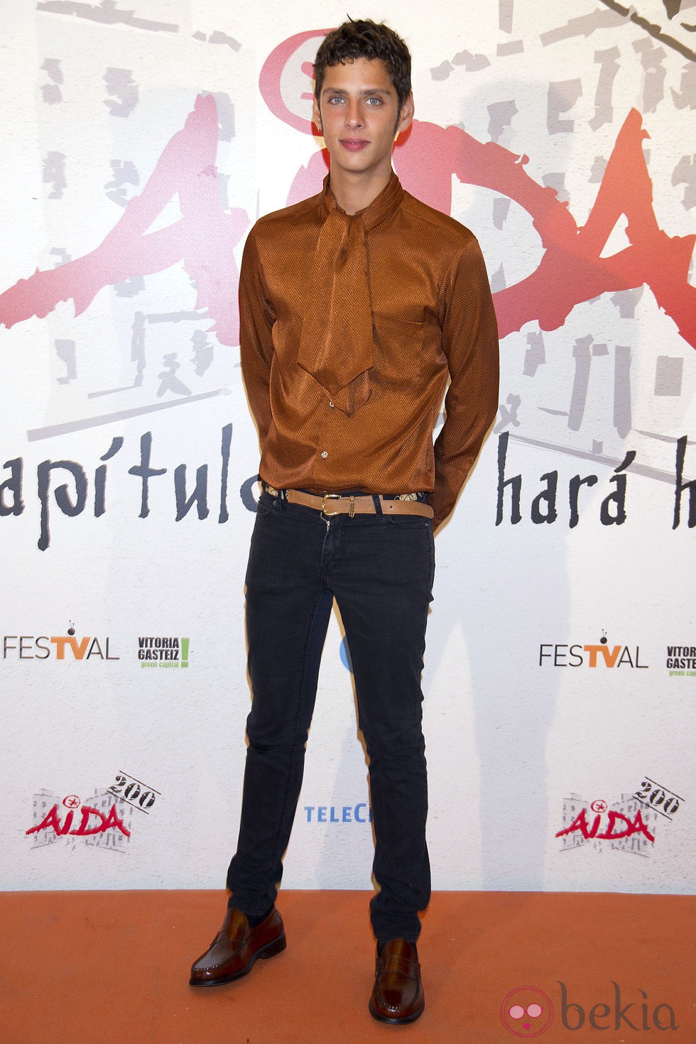 Eduardo Casanova en el estreno del capítulo 200 de Aída en el FesTVal de Vitoria 2013