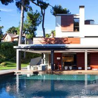 Piscina y casa de Pedralbes de los Duques de Palma