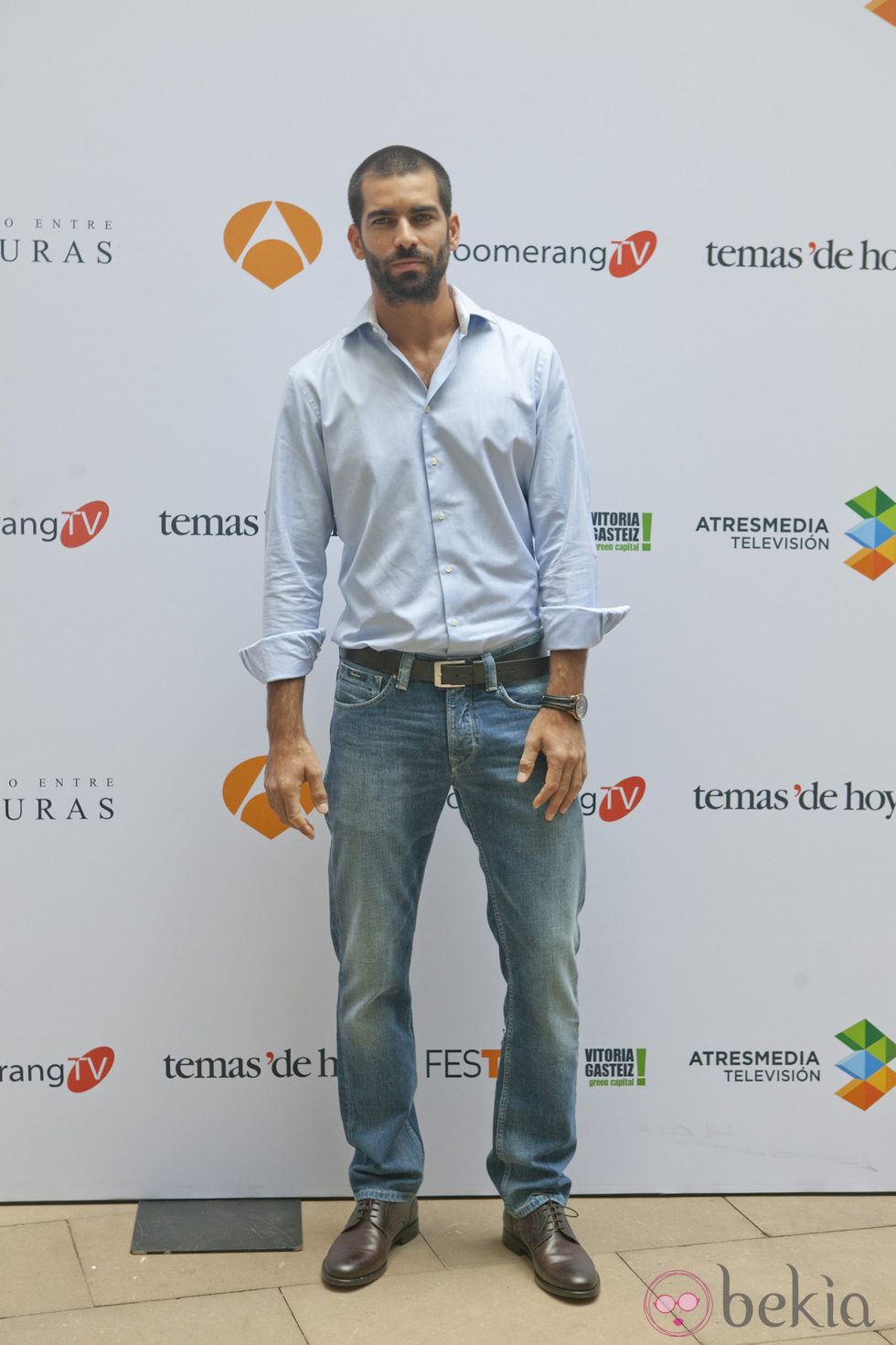 Rubén Cortada en la presentación de 'El Tiempo entre Costuras' en el FesTVal de Vitoria 2013