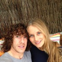 Carles Puyol y Vanesa Lorenzo anuncian que esperan su primer hijo