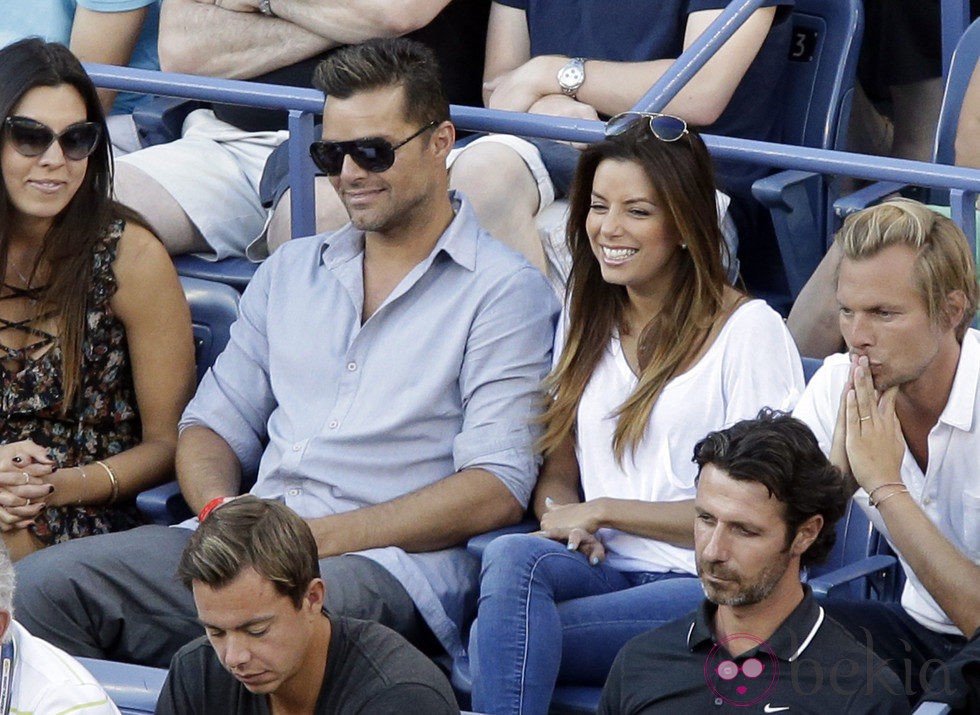 Eva Longoria y Ricky Martin en las gradas del US Open de tenis femenino