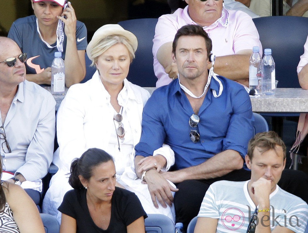 Hugh Jackman y Deborra-Lee Furness en las gradas del US Open de tenis femenino