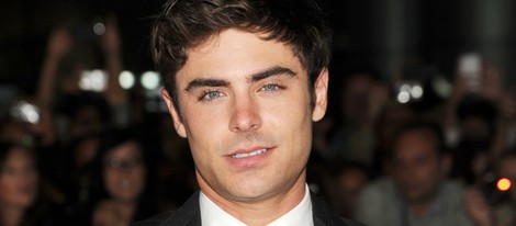 Zac Efron en el estreno de 'Parkland' en el Festival Internacional de Cine de Toronto 2013