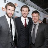 Liam Hemsworth, Chris Hemsworth y Luke Hemsworth en el estreno de 'Rush' en el Festival Internacional de Toronto 2013