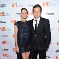 Marion Cotillard y Guillaume Canet en el estreno de 'Blood Ties' en el Festival Internacional de Cine de Toronto 2013