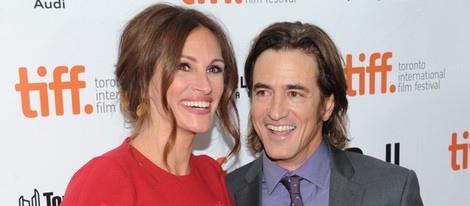 Julia Roberts y Dermot Mulroney en el estreno de 'Agosto' en el Festival Internacional de Cine de Toronto 2013