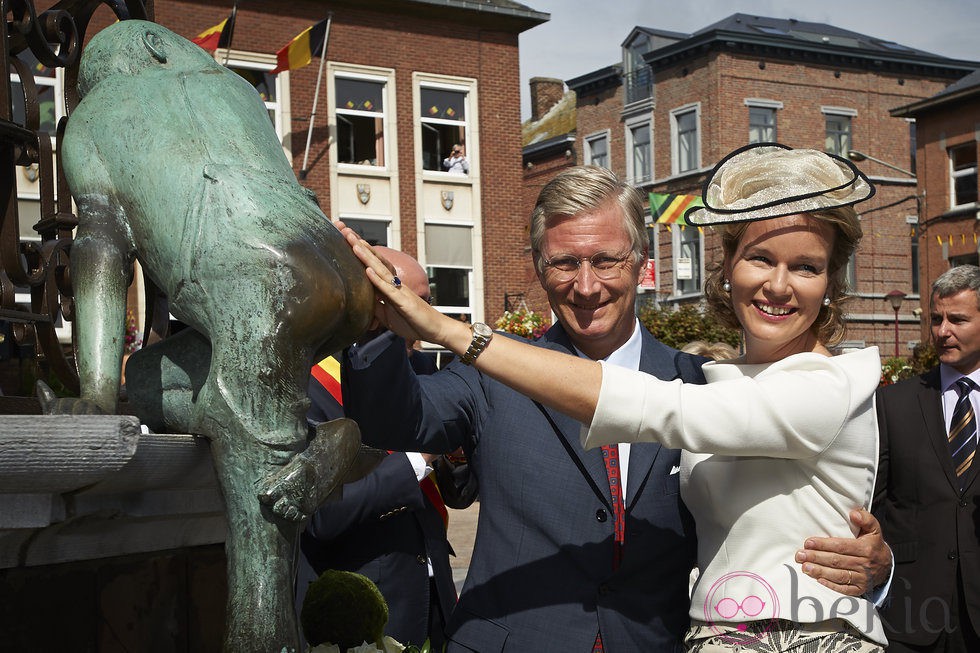 Felipe y Matilde de Bélgica en su primera visita a Wavre como Reyes