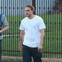 Charlie Hunnam rodando 'Sons of Anarchy'