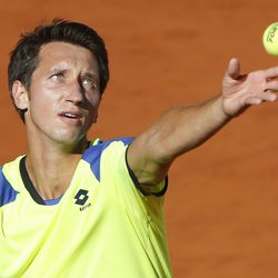 Sergiy Stakhovsky jugando la eliminatoria entre España y Ucrania en la Copa Davis 2013