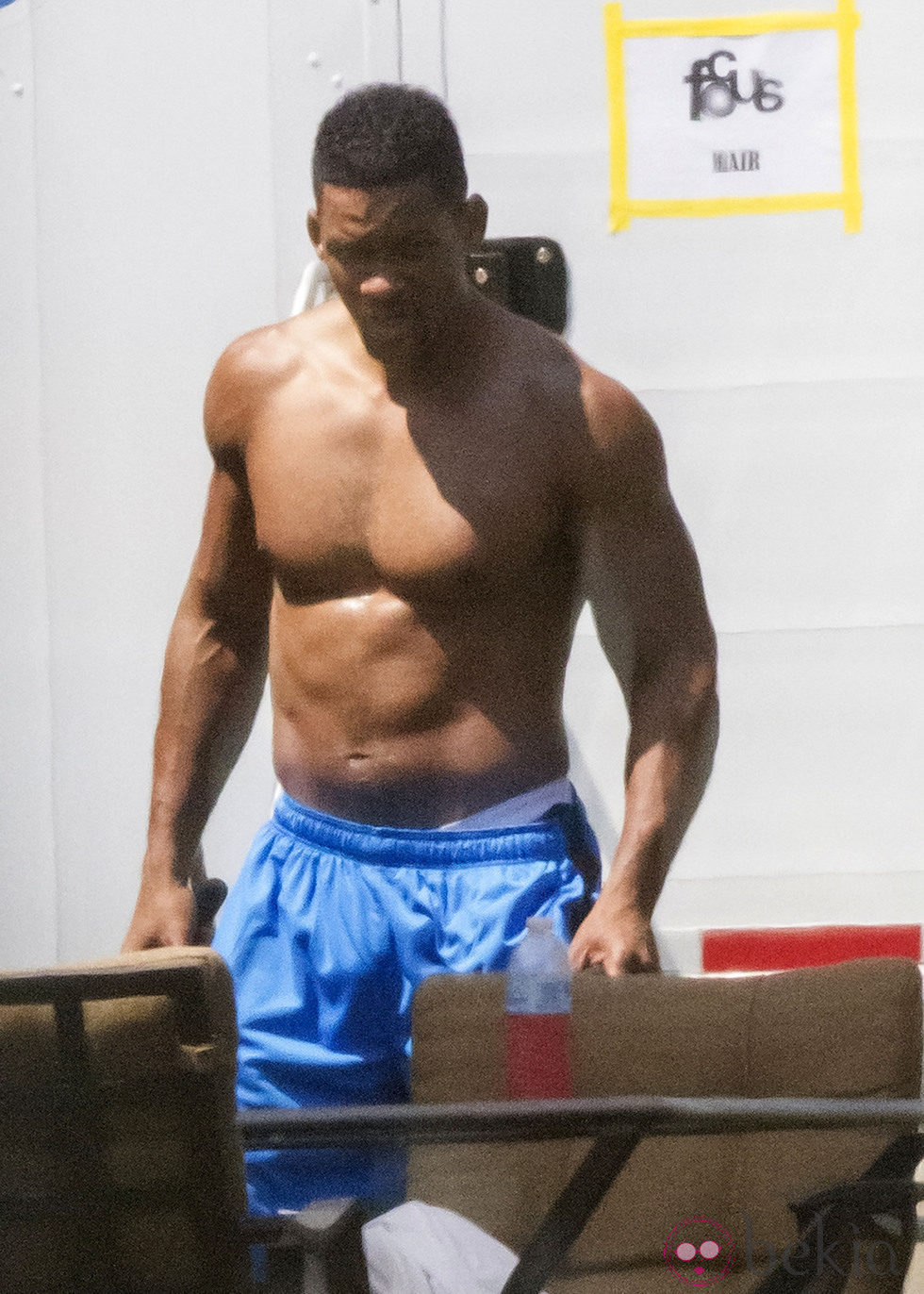 Will Smith luciendo pectorales en el set de rodaje de la comedia 'Focus'