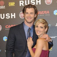 Elsa Pataky y Chris Hemsworth, acaramelados en el estreno de 'Rush' en Roma