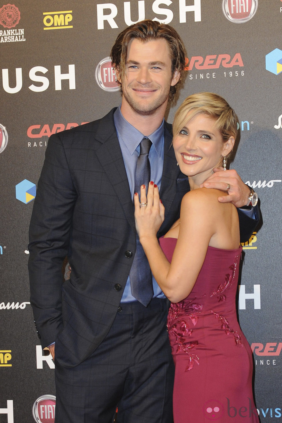 Elsa Pataky y Chris Hemsworth, acaramelados en el estreno de 'Rush' en Roma