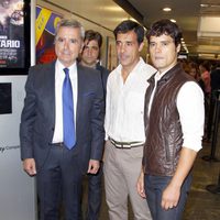 José Ortega Cano y Miguel Abellán en el estreno del documental 'El Juli, 15 de 30'