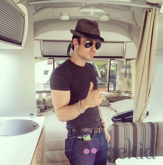 Ian Somerhalder en el interior de su nueva caravana Airstream