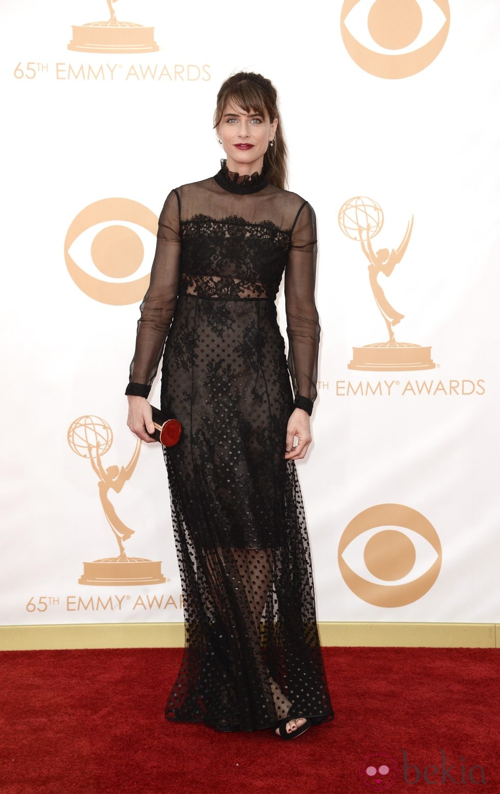 Amanda Peet en la alfombra roja de los Emmy 2013