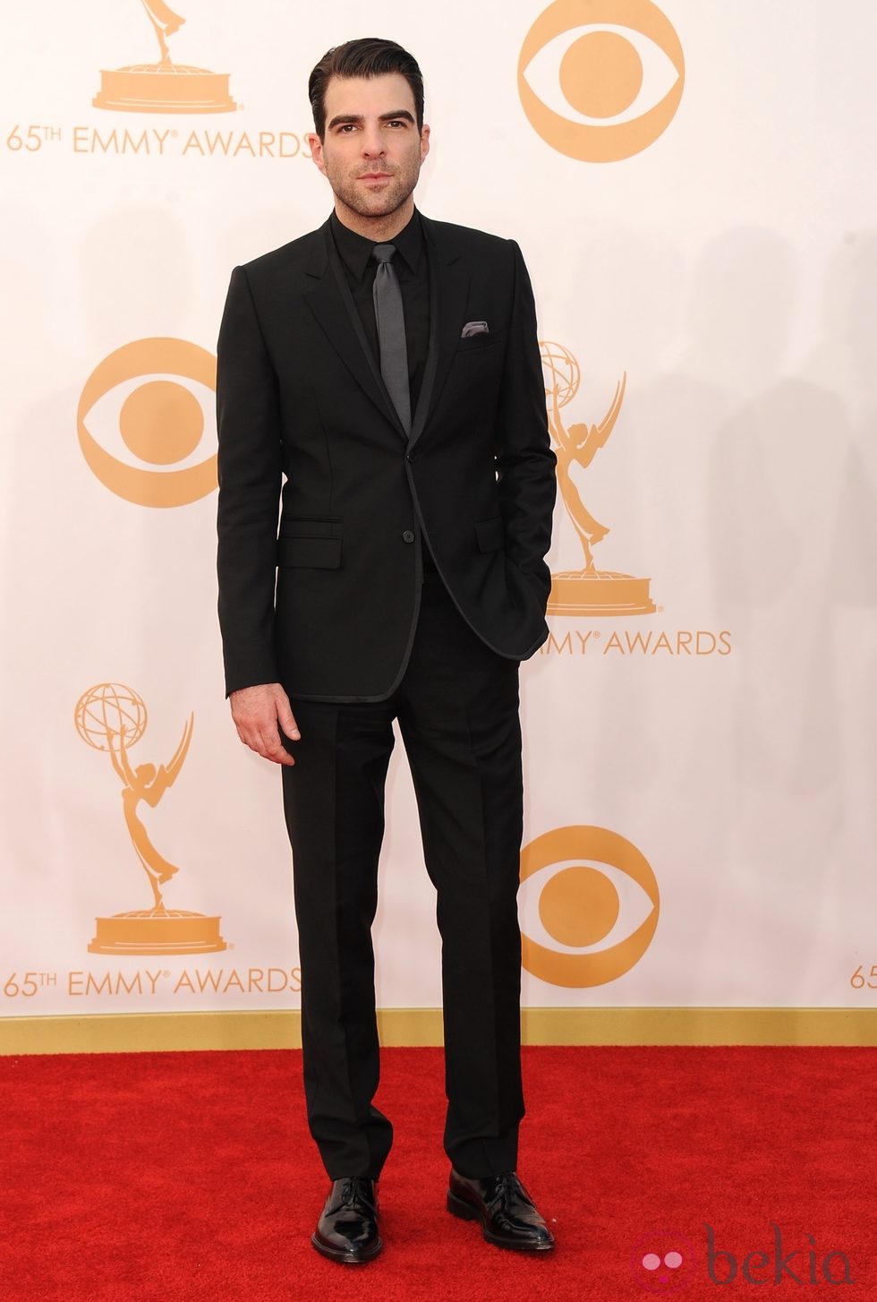 Zachary Quinto en la alfombra roja de los Emmy 2013