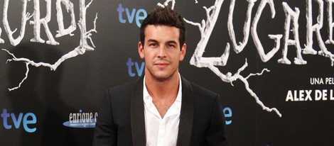 Mario Casas en el estreno de 'Las brujas de Zugarramurdi' en Madrid