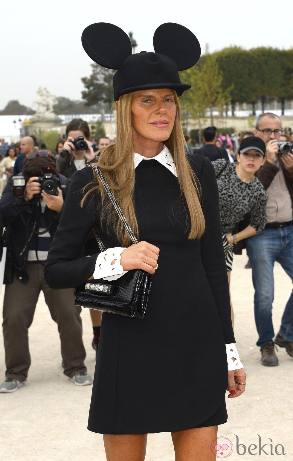 Anna Dello Russo en el desfile de Viktor & Rolf en la Semana de la Moda de París primavera/verano 2014