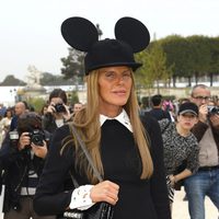 Anna Dello Russo en el desfile de Viktor & Rolf en la Semana de la Moda de París primavera/verano 2014