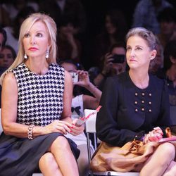 Carmen Lomana y Carla Royo Villanova en el front row de la Pasarela Pontevedra Moda