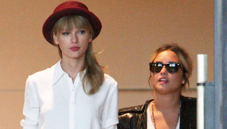 Demi Lovato y Taylor Swift, de compras por Beverly Hills