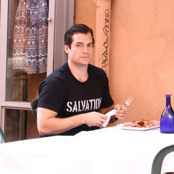 Henry Cavill come solo en Roma