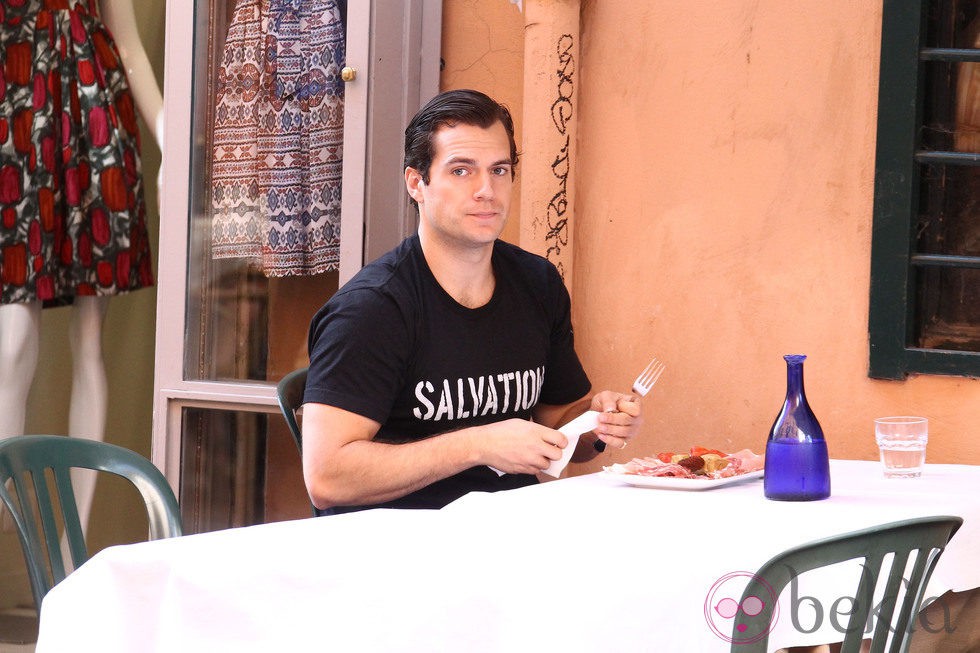 Henry Cavill come solo en Roma