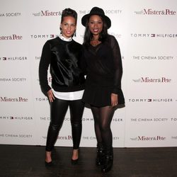 Alicia Keys y Jennifer Hudson en el estreno de 'The Inevitable Defeat of Mister and Pete'