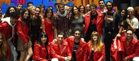 El elenco de 'Hoy no me puedo levantar' con Iker Casillas y Sara Carbonero