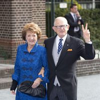 Margarita de Holanda y Pieter van Vollenhoven en la boda de Jaime de Borbón-Parma y Viktória Cservenyák