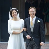 Jaime de Borbón-Parma y Viktória Cservenyák tras su boda