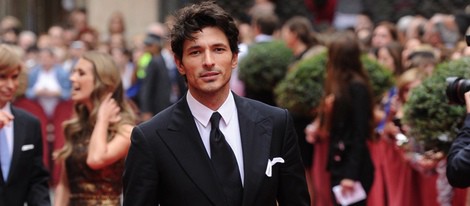 Andrés Velencoso en la boda de María Colonques y Andrés Benet