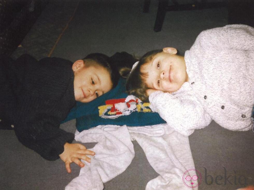 Zayn Malik con su hermana cuando era pequeño