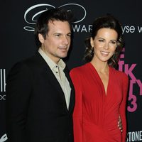 Kate Beckinsale y Len Wiseman en The Pink Party 2013