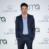 Josh Henderson en los Environmental Media Awards 2013