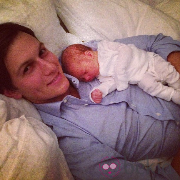 Jared Kushner con su hijo Joseph Frederick Kushner