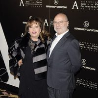 Massiel en la entrega de la Medalla de Oro de la Academia de Cine a Ángela Molina