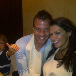 Rafael Van der Vaart y Sabia Boulahrouz con Damián