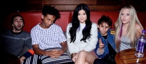 Kylie Jenner, Jaden Smith y unos amigos de fiesta