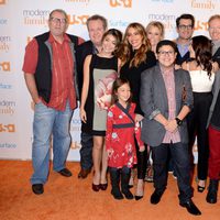 El reparto de 'Modern Family' en el acto benéfico organizado por los responsables de la serie