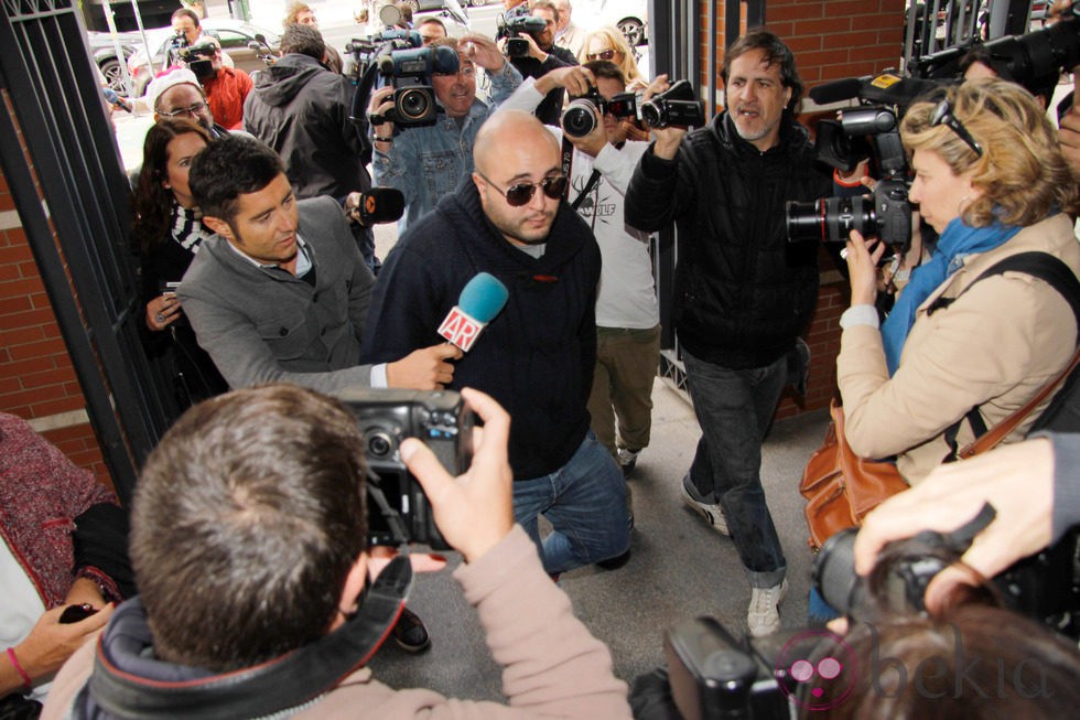 Kiko Rivera llegando a los juzgados de Sevilla para el juicio por su hijo Francisco