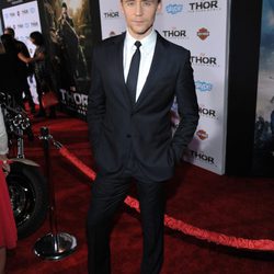 Tom Hiddleston en el estreno de 'Thor: El mundo oscuro' en Los Ángeles