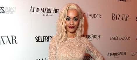 Rita Ora en la fiesta Harper's Bazaar Mujer del Año 2013