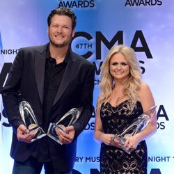 Blake Shelton y Miranda Lambert en los Premios CMA 2013