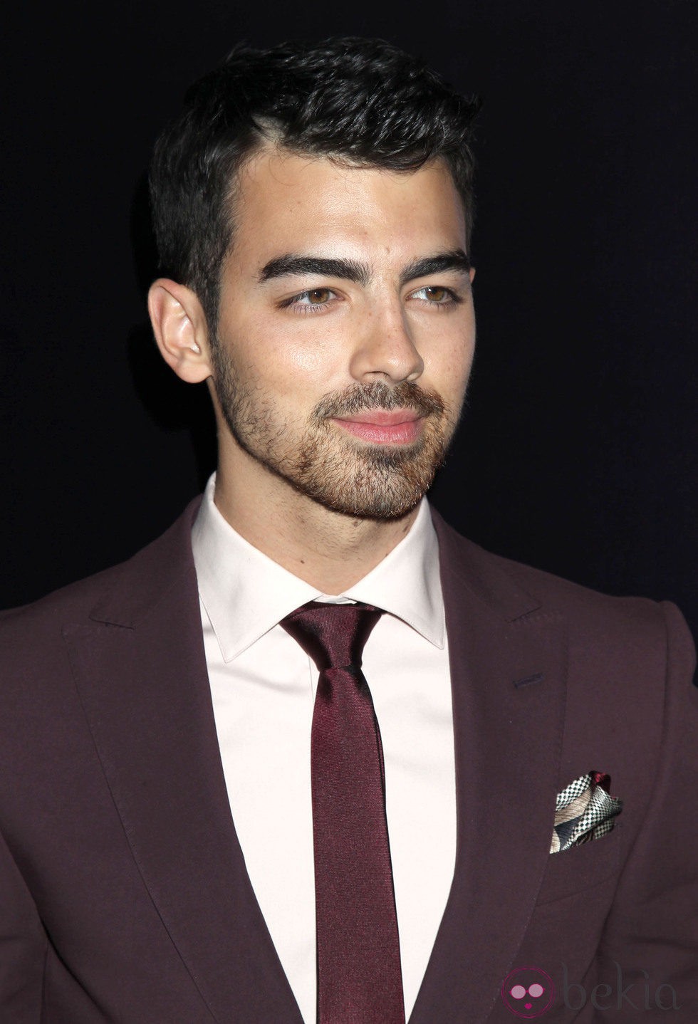 Joe Jonas en la apertura de una tienda de Ermenegildo Zegna en Beverly Hills